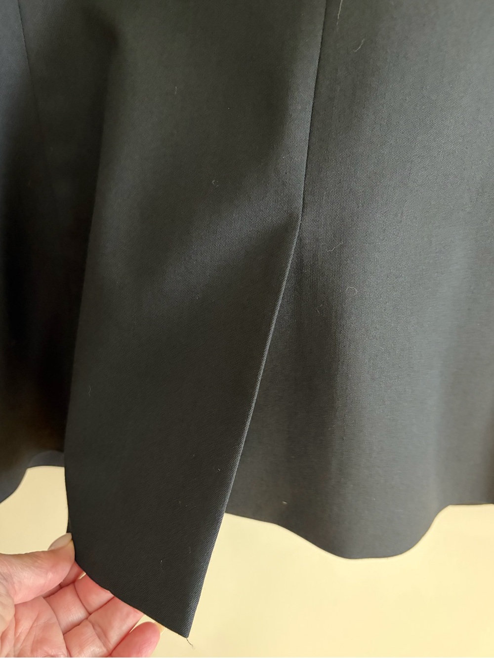 Guess by Marciano size 8 long black blazer - Picture 10 of 11